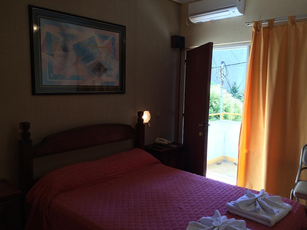 Hotel Cordoba Villa Carlos Paz Eksteriør billede